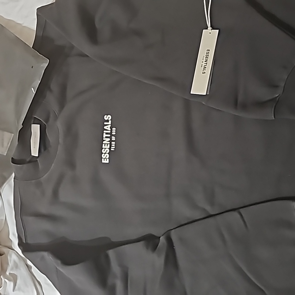 Essentials Crewneck - image 2